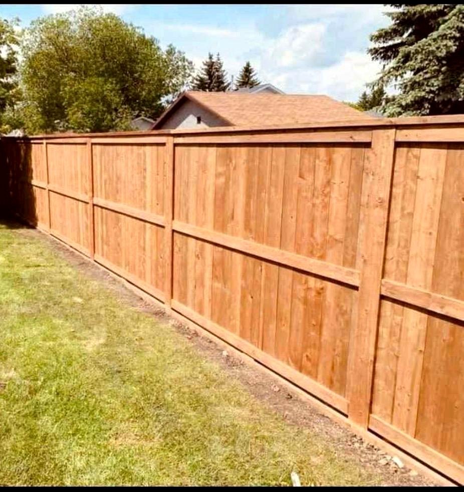 calgary cedar privacy fence contractor
